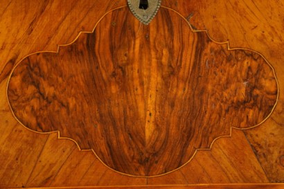 Neoclassical Drop-Leaf Chest of Drawers Walnut Olive Late 1700s