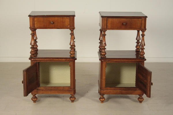 Comodini Luigi Filippo coppia comodini luigi filippo comodini antiquariato Comodini Luigi Filippo coppia comodini luigi filippo comodini antiquariato