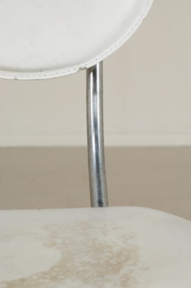 Particular 80-90 years Chairs