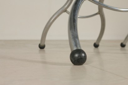 Particular foot 80-90 years Chairs