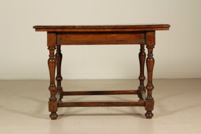 Table en Bois Antiques