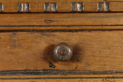 Armoire particulière du centre