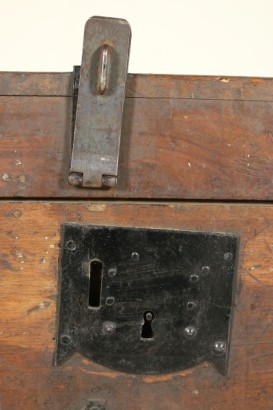 Trunk Lock in Nussbaum