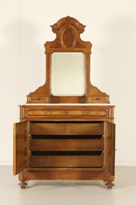 Intérieur une commode avec miroir