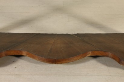 Console particulière avec cariatides