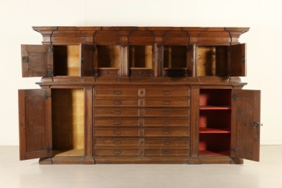 Grande credenza a doppio corpo