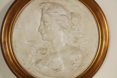 Circulaire de la sculpture en plâtre