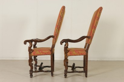 Pair of Thrones-left side view