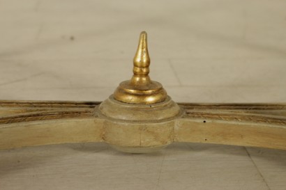 Consolle in stile neoclassico - particolare Consolle in stile neoclassico - particolare