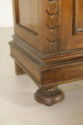 Sala completa Umbertina - particolare credenza con alzata
