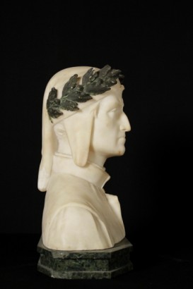 Busto in marmo bianco