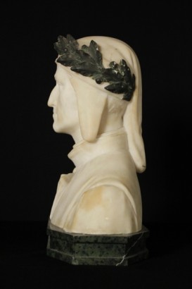 Busto in marmo bianco