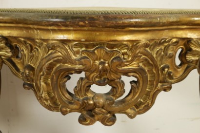 Pair corner console-detail