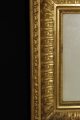 Neo-classical frame-detail
