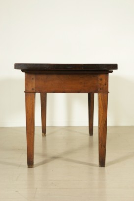 Directoire table-side