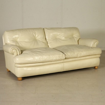 Frau Sofa