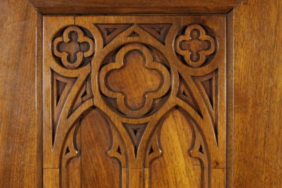 Pétite Armoire Néogothique XIXe Siècle