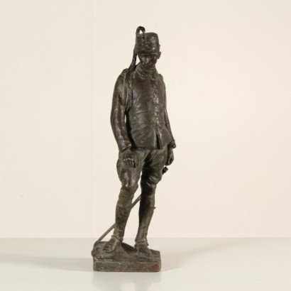 figura in bronzo, statua in bronzo, statuetta in bronzo, giovane militare, giovane militare in bronzo, bronzo di giovane militare, di mano in mano, anticonline