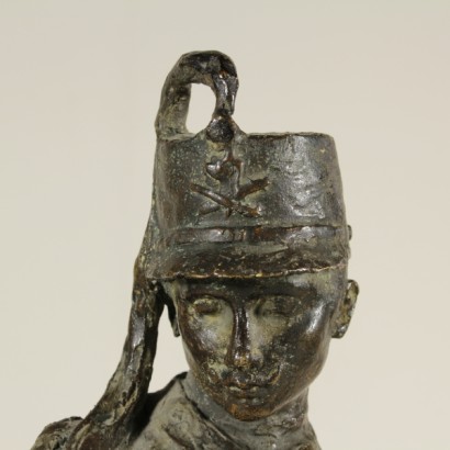 Bronzefigur, Bronzestatue, Bronzestatuette, junger Soldat, junger Soldat in Bronze, Bronze eines jungen Soldaten, {* $ 0 $ *}, anticonline