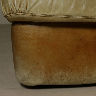 Zanotta Sofa-detail