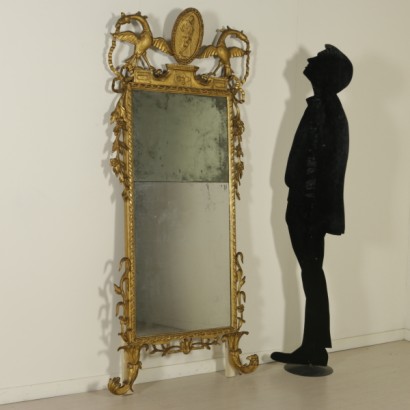 Espejo neoclásico