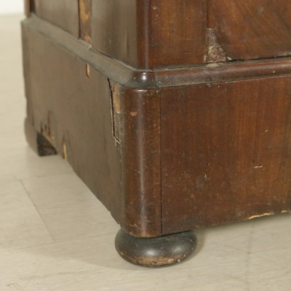 Chest of Drawers with Eights Drawers 19th Century