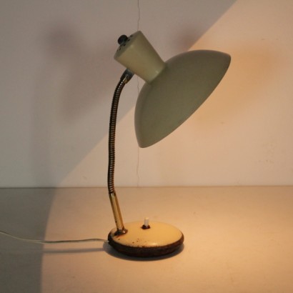 {* $ 0 $ *}, lámpara de mesa, lámpara flexible, lámpara de aluminio, lámpara de latón, lámpara antigua moderna, lámpara italiana