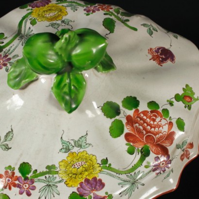 Tureen with tray