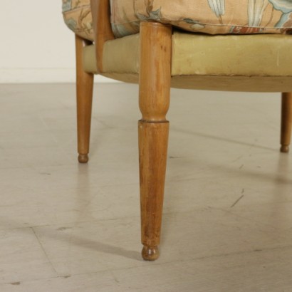 Paolo Buffa style armchair-detail