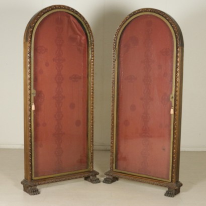 Pair of showcases-showcases