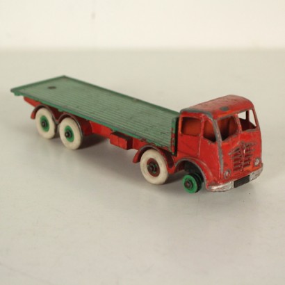 Diecast Dinky Toys