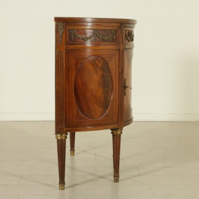 credenza, credenza in stile neoclassico, stile neoclassico, credenza demilune, credenza in mogano, credenza neoclassico, stile neoclassico, credenza 900, credenza primi 900, credenza inizi 900, di mano in mano, anticonline