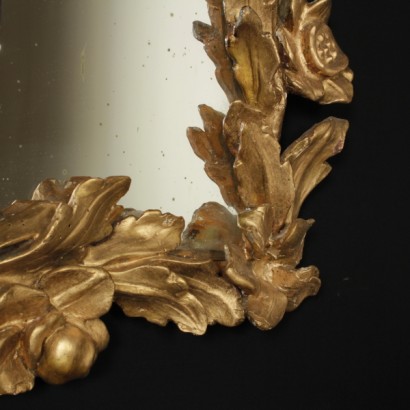 Golden mirror-detail