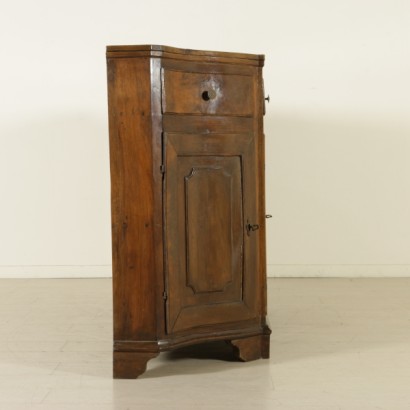 Credenza scantonata - fianco