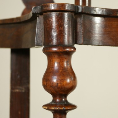 Etagere Umbertina - particolare Etagere Umbertina - particolare