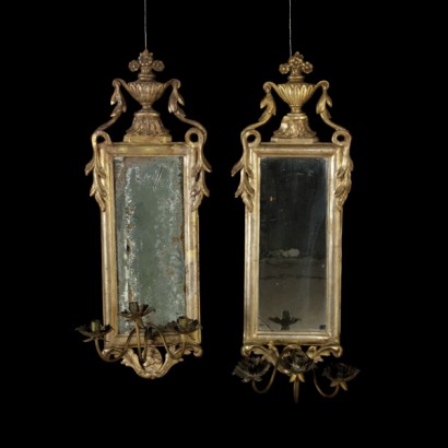 Pair of mirrors