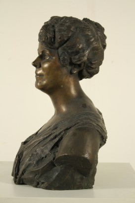 di mano in mano, Giovanni Avogadri, opera Giovanni Avogadri, opera di Giovanni Avogadri, bronzo antico, busto femminile in bronzo, bronzo di Giovanni Avogadri, Giovanni Avogadri, busto in bronzo, busto femminile