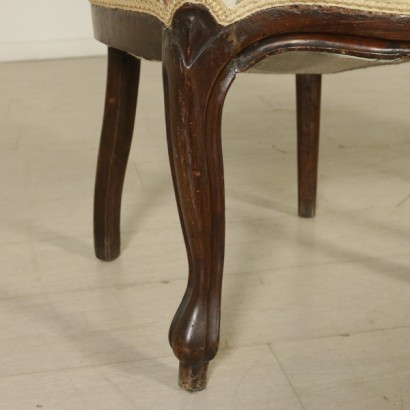 Group of six chairs-detail