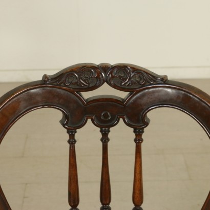 Group of six chairs-detail