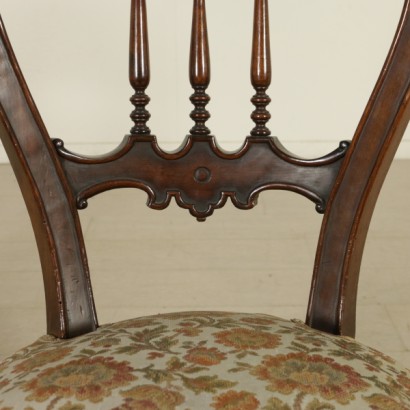 Group of six chairs-detail