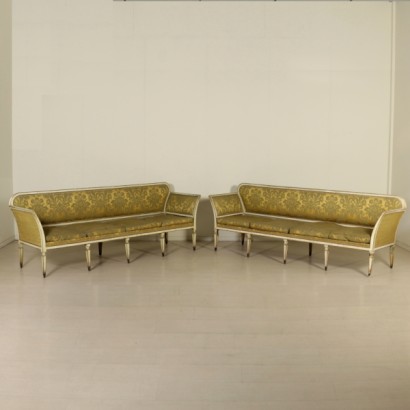 Paar klassizistische sofas