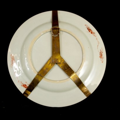 Six assiettes en porcelaine-détail chinois « famille rose »