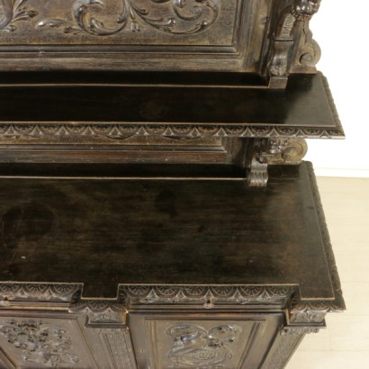 credenza, credenza con alzata, credenza con piattaia, credenza in stile neorinascimento, credenza con piattaia in stile neorinascimento, credenza antica, credenza con alzata antica, credenza con alzata antiquariato, credenza antiquariato, credenza in pioppo, credenza con alzata in pioppo, credenza 900, credenza con alzata 900, di mano in mano, anticonline