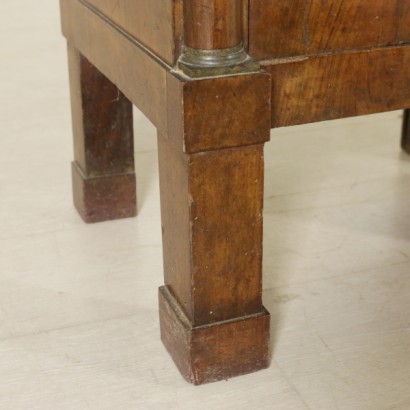 Pair of bedside tables - detail