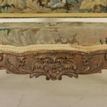 Sofa-carved - detail