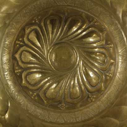 Elemosiniere in bronzo dorato
