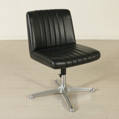 techno chaises, techno chaise, techno production, chaises de bureau, chaises de bureau pivotantes, chaises pivotantes, chaises en simili - cuir, techno chaises de production, techno chaises de production, {* $ 0 $ *}, anticonline, chaises design, design italien, des chaises par des antiquités modernes , antiquités italiennes modernes, années 60, chaises des années 60