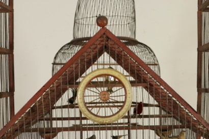 Cathedral shaped Aviary - detail