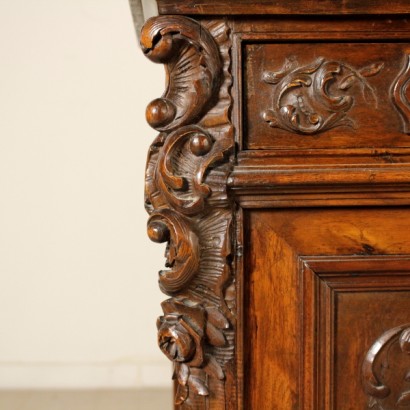 credenza, credenza con specchio, credenza 900, credenza con specchio 900, credenza antica, credenza antiquariato, credenza stile barocchetto, credenza in stile barocchetto, credenza in noce, specchio bisellato, di mano in mano, anticonline