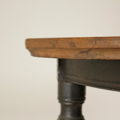 Console table antique wood - detail